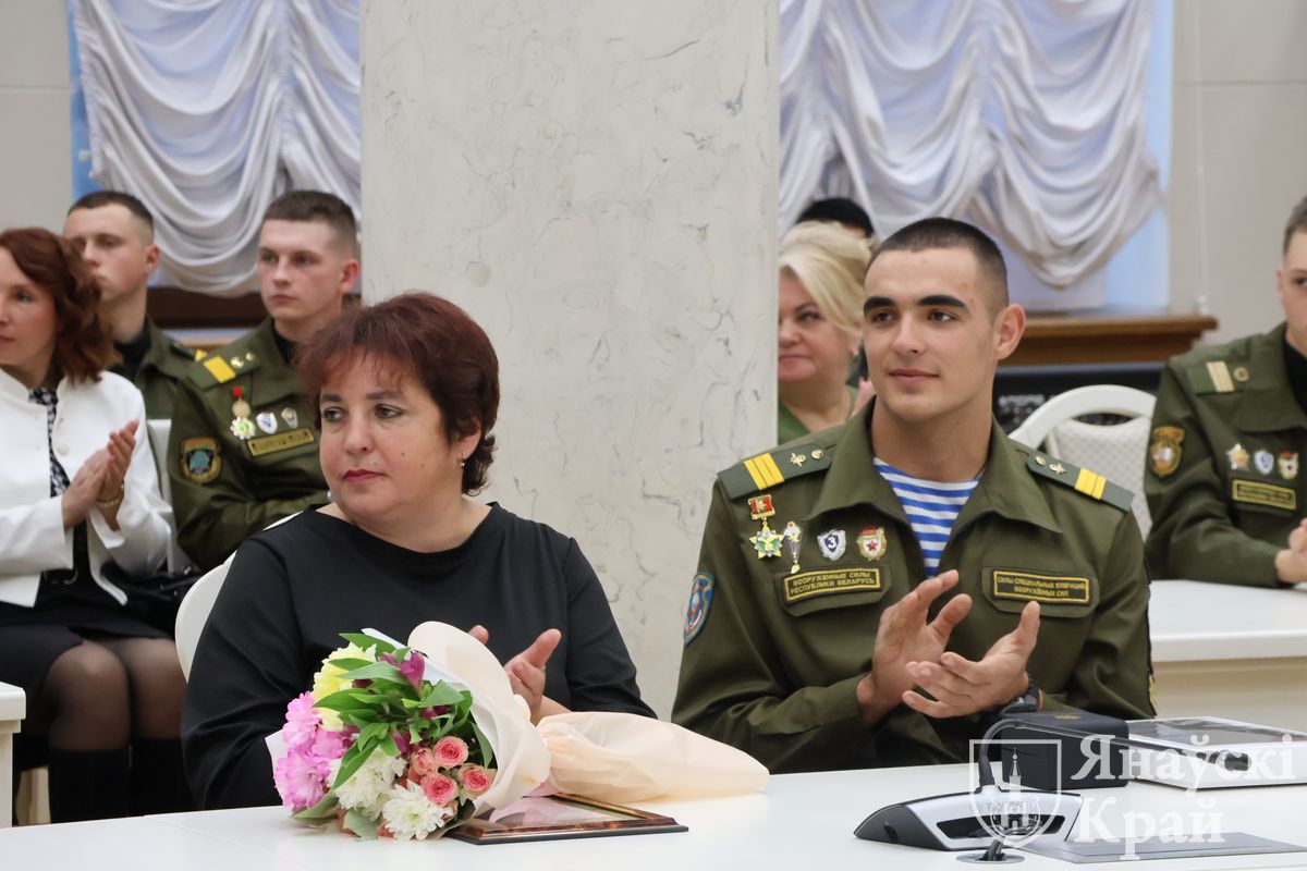 voennosluzhashchij-6